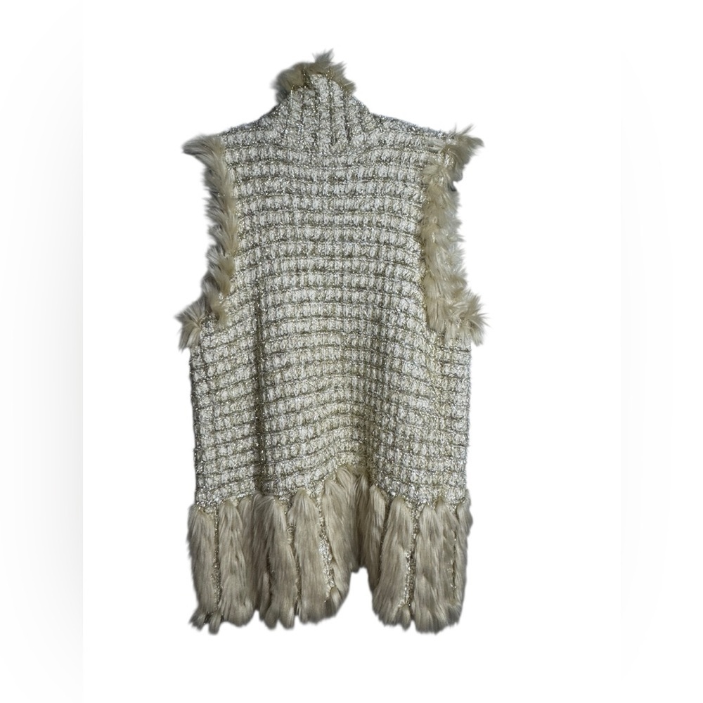 Lilly Pulitzer Torini Faux Fur Sparkle Vest In Sandbank Metallic Party - Picture 3 of 5